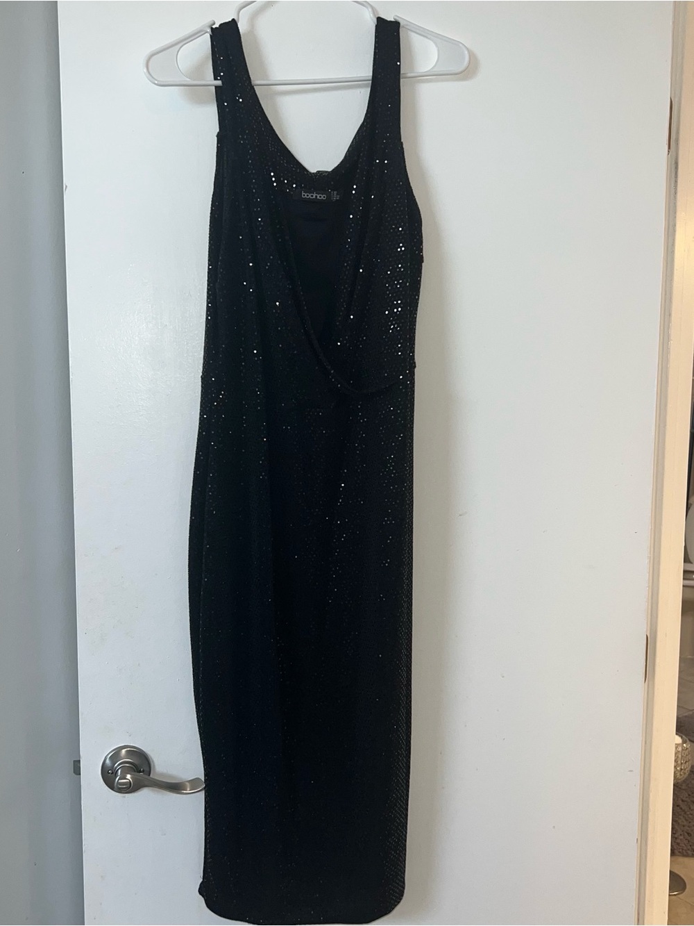 Boohoo Black Sequin V-Neck Midi Dress
